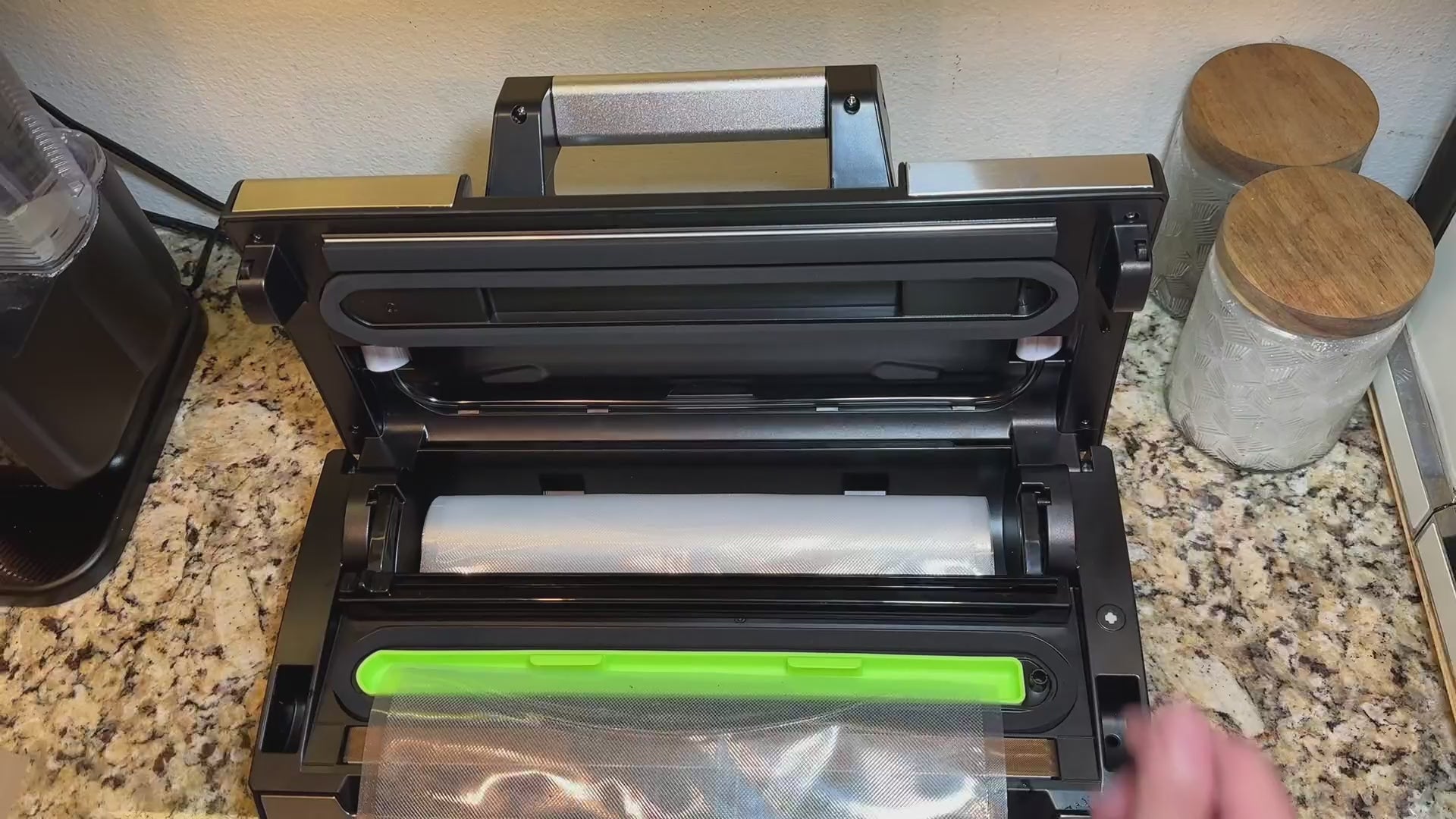 Gasbye 95 kPa Vacuum Sealer Machine with Double Heat Seal